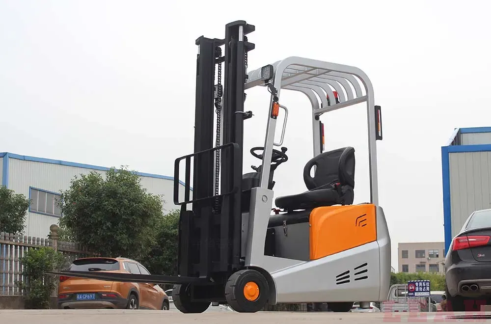 Linde Electric Forklift Full Electric Pallet with Four Big Tyres Forklift